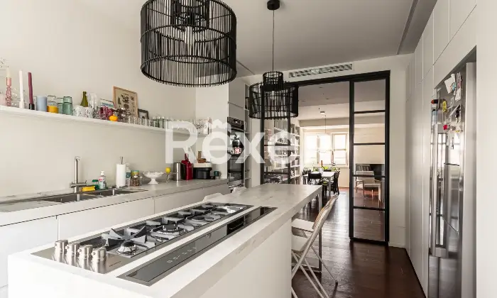 Rexer-Milano-Elegante-residenza-di-mq-completamente-ristrutturata-Altro