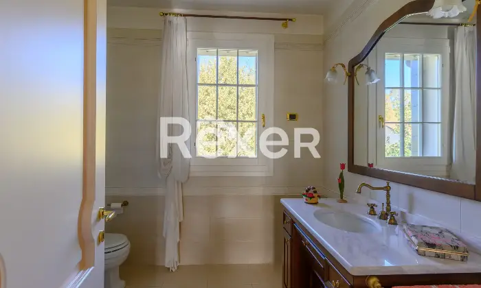 Rexer-Piazzola-sul-Brenta-Elegante-villa-singola-con-ampio-giardino-e-spazi-generosi-a-Piazzola-sul-Brenta-Altro