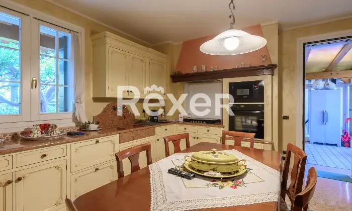 Rexer-Piazzola-sul-Brenta-Elegante-villa-singola-con-ampio-giardino-e-spazi-generosi-a-Piazzola-sul-Brenta-Altro