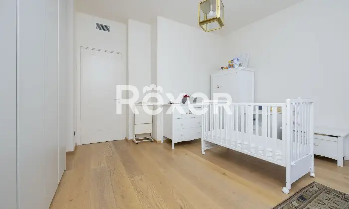 Rexer-Milano-Elegante-appartamento-di-mq-completamente-ristrutturato-Via-Zuretti-Milano-Altro