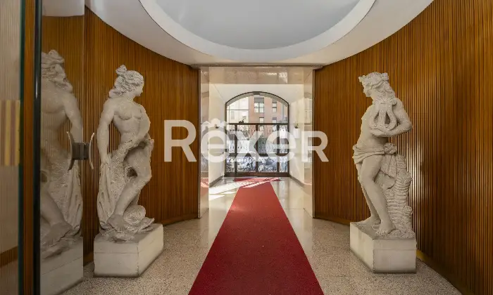 Rexer-Milano-Elegante-appartamento-di-mq-completamente-ristrutturato-Via-Zuretti-Milano-Altro