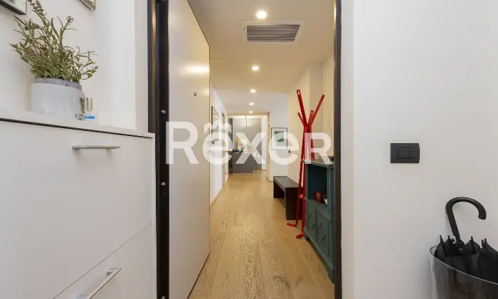 Rexer-Milano-Elegante-appartamento-di-mq-completamente-ristrutturato-Via-Zuretti-Milano-Altro