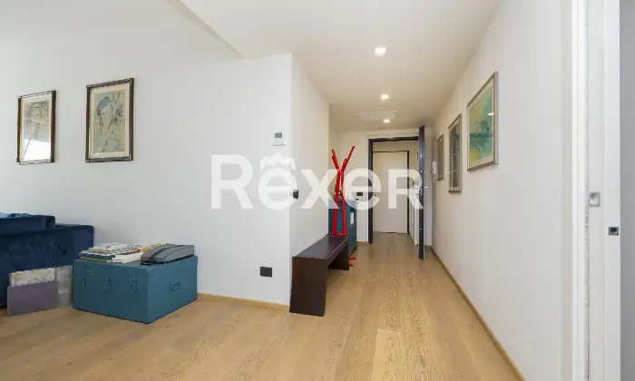 Rexer-Milano-Elegante-appartamento-di-mq-completamente-ristrutturato-Via-Zuretti-Milano-Altro
