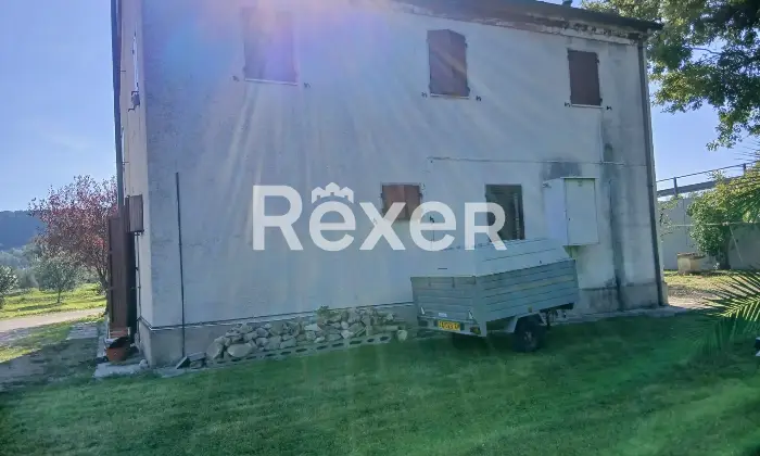 Rexer-Trecastelli-Casa-indipendente-con-terreno-in-vendita-in-localit-Monterado-Trecastelli-Altro