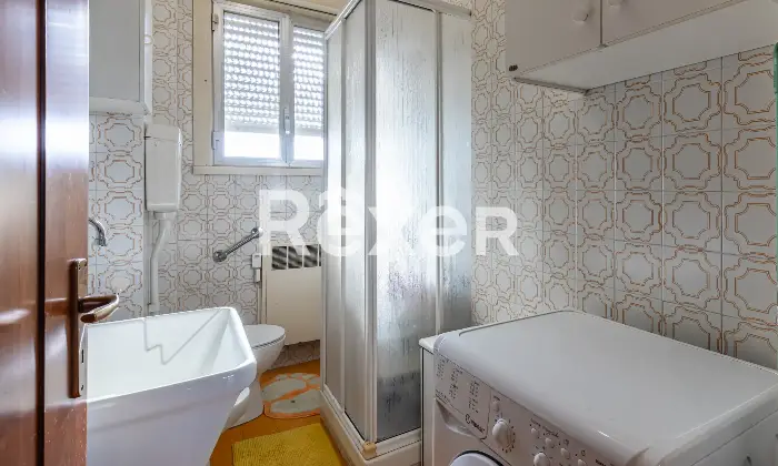 Rexer-Bologna-Savena-via-Faenza-appartamento-mq-con-balconi-e-cantina-Altro