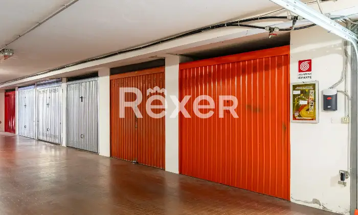 Rexer-Bologna-Savena-via-Faenza-appartamento-mq-con-balconi-e-cantina-Altro