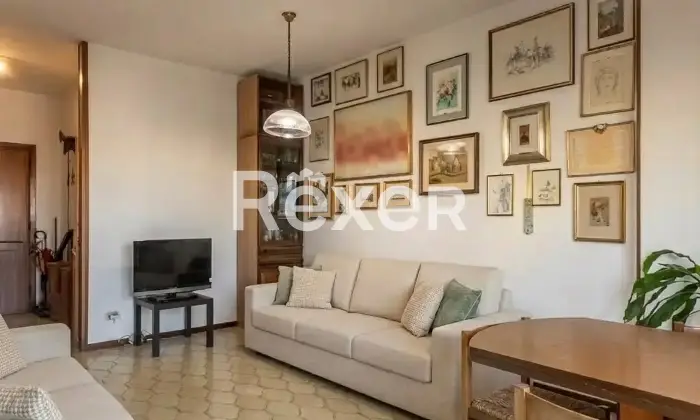 Rexer-Bologna-Savena-via-Faenza-appartamento-mq-con-balconi-e-cantina-Altro
