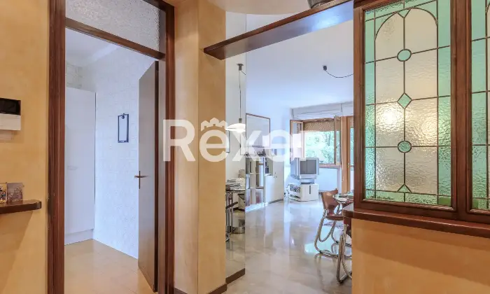 Rexer-Bergamo-Trilocale-con-due-terrazzi-box-e-cantina-Altro