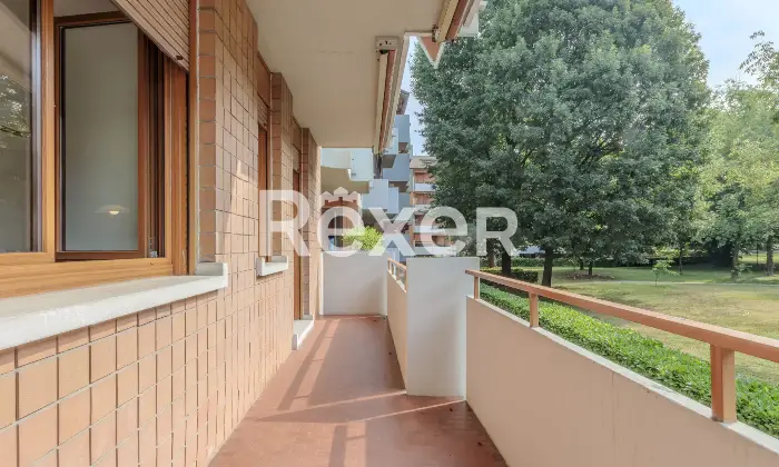 Rexer-Bergamo-Trilocale-con-due-terrazzi-box-e-cantina-Altro