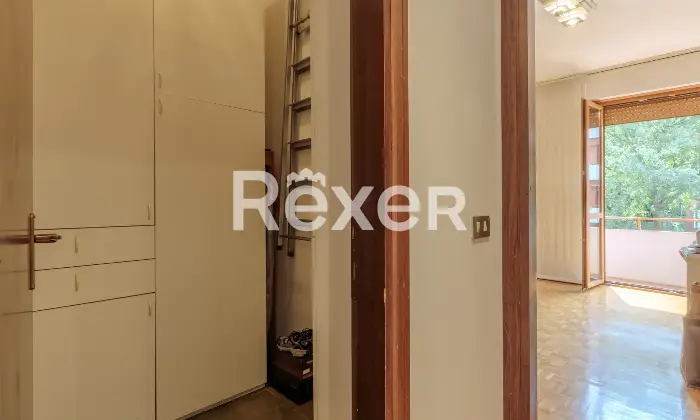 Rexer-Bergamo-Trilocale-con-due-terrazzi-box-e-cantina-Altro