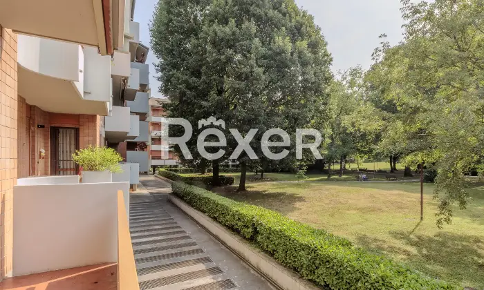 Rexer-Bergamo-Trilocale-con-due-terrazzi-box-e-cantina-Altro