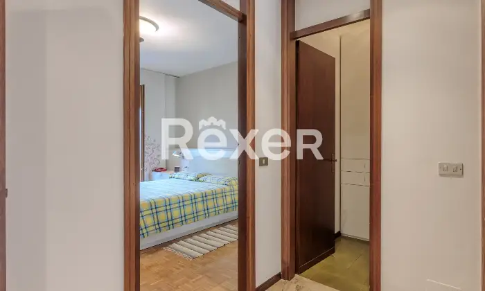 Rexer-Bergamo-Trilocale-con-due-terrazzi-box-e-cantina-Altro