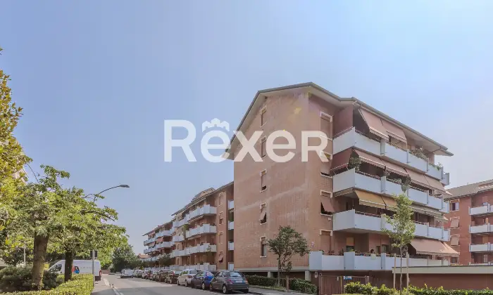 Rexer-Bergamo-Trilocale-con-due-terrazzi-box-e-cantina-Altro