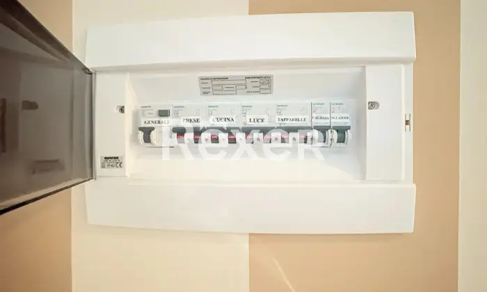 Rexer-Bitritto-BITRITTO-TRILOCALE-CON-VERANDA-POSTO-AUTO-E-DOTAZIONI-MODERNE-Altro