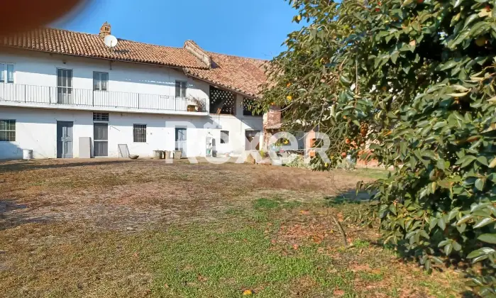 Rexer-Mortara-Cascina-indipendente-con-stalle-porticati-cortile-e-terreno-annesso-Mortara-PV-Altro