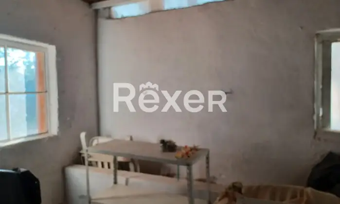 Rexer-Mortara-Cascina-indipendente-con-stalle-porticati-cortile-e-terreno-annesso-Mortara-PV-Altro