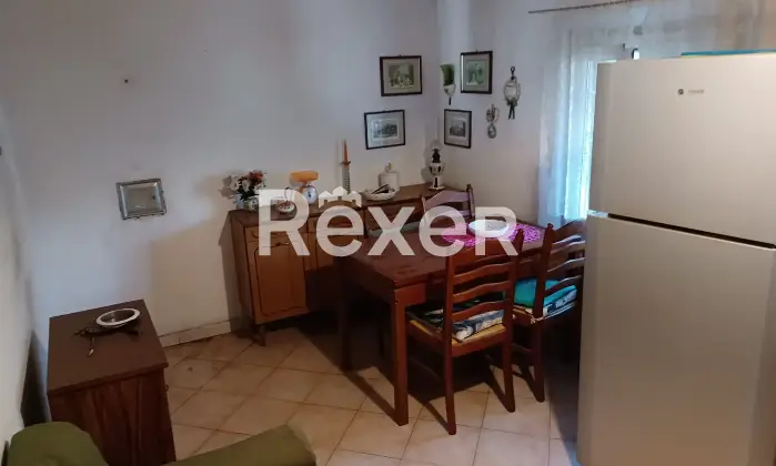 Rexer-Mortara-Cascina-indipendente-con-stalle-porticati-cortile-e-terreno-annesso-Mortara-PV-Altro