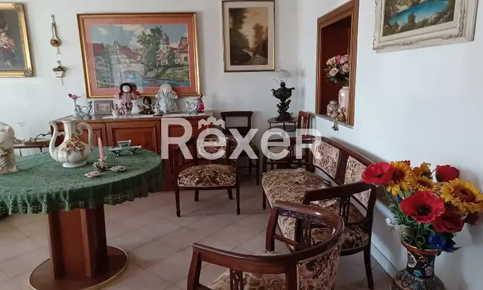 Rexer-Mortara-Cascina-indipendente-con-stalle-porticati-cortile-e-terreno-annesso-Mortara-PV-Altro