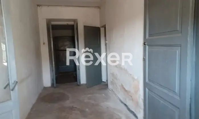 Rexer-Mortara-Cascina-indipendente-con-stalle-porticati-cortile-e-terreno-annesso-Mortara-PV-Altro