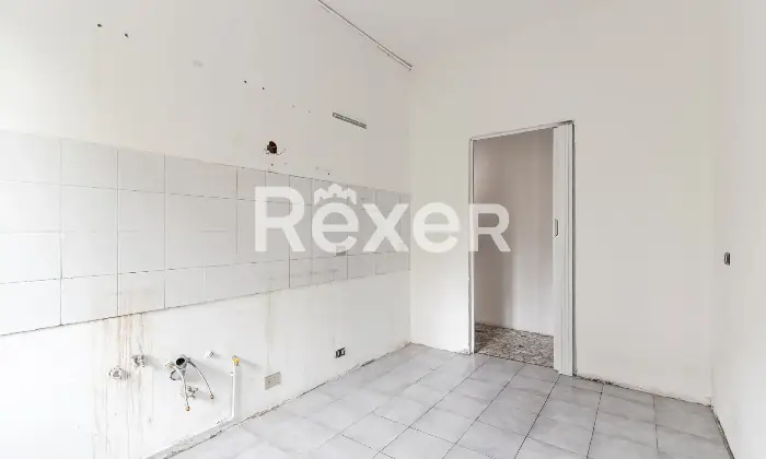 Rexer-Milano-Trilocale-con-cucina-e-balcone-di-mq-Cucina