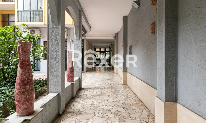 Rexer-Milano-Trilocale-con-cucina-e-balcone-di-mq-Zone-comuni