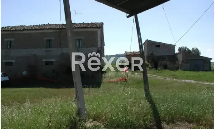 Rexer-Urbisaglia-Casale-in-vendita-in-Contrada-Pezzalunga-ad-Urbisaglia-Altro