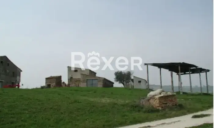 Rexer-Urbisaglia-Casale-in-vendita-in-Contrada-Pezzalunga-ad-Urbisaglia-Altro