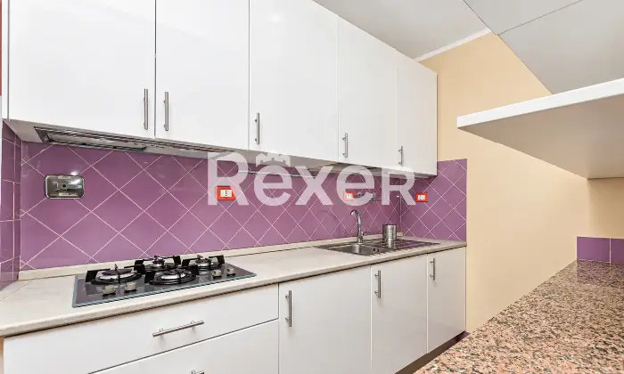 Rexer-Genova-VENDESI-GENOVA-PIAZZA-DELLE-SCUOLE-PIE-Altro