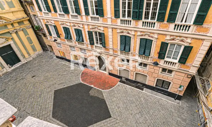 Rexer-Genova-VENDESI-GENOVA-PIAZZA-DELLE-SCUOLE-PIE-Altro