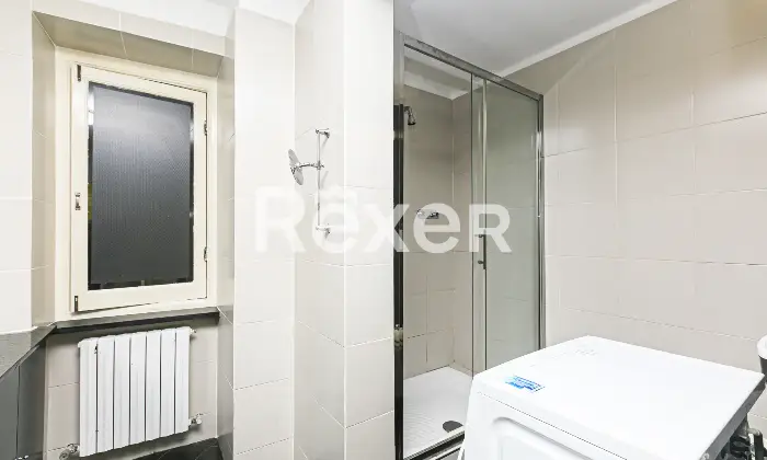 Rexer-Genova-VENDESI-GENOVA-PIAZZA-DELLE-SCUOLE-PIE-Altro