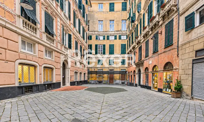 Rexer-Genova-VENDESI-GENOVA-PIAZZA-DELLE-SCUOLE-PIE-Altro