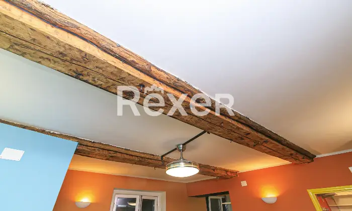 Rexer-Genova-VENDESI-GENOVA-PIAZZA-DELLE-SCUOLE-PIE-Altro