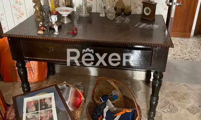 Rexer-Palazzo-Adriano-Casa-su-pi-livelli-con-cortile-e-terreno-agricolo-a-Palazzo-Adriano-Altro