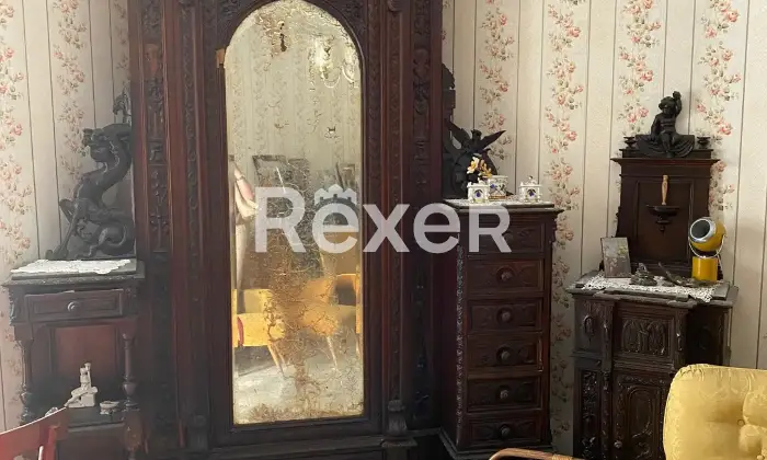Rexer-Palazzo-Adriano-Casa-su-pi-livelli-con-cortile-e-terreno-agricolo-a-Palazzo-Adriano-Altro