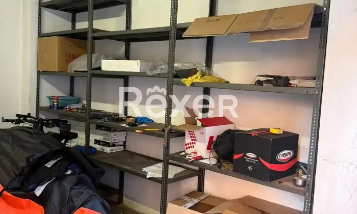 Rexer-Roma-Via-del-Casaletto-Box-auto-mq-Altro