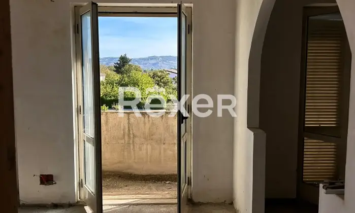 Rexer-San-Massimo-Edificio-residenziale-in-vendita-in-Via-Canonica-a-San-Massimo-Altro