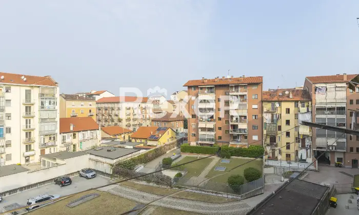 Rexer-Torino-BILOCALE-PIANO-ALTO-LUMINOSO-E-IN-OTTIMO-STATO-INTERNO-Vista