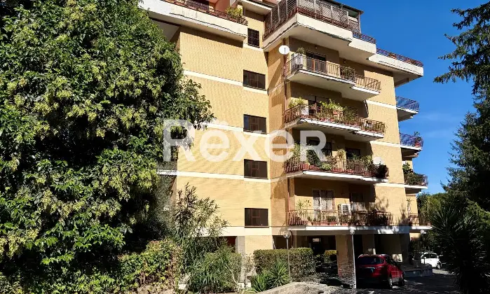 Rexer-Roma-Luminoso-Quadrilocale-Balconato-Altro
