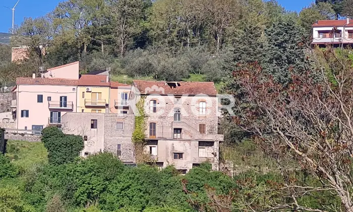 Rexer-Carpinone-Edificio-residenziale-in-vendita-in-Via-Roma-a-Carpinone-Altro