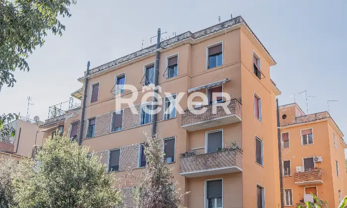 Rexer-Roma-CITTA-GIARDINO-ATTICO-INTERO-PIANOTERZO-SENZA-ASCENSORE-Altro
