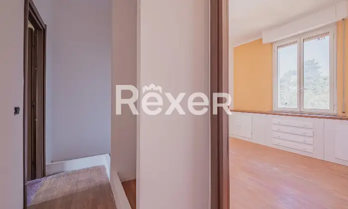 Rexer-Roma-CITTA-GIARDINO-ATTICO-INTERO-PIANOTERZO-SENZA-ASCENSORE-Altro