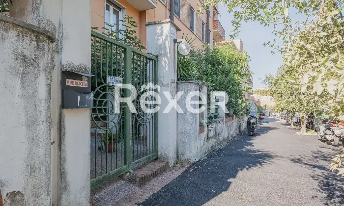 Rexer-Roma-CITTA-GIARDINO-ATTICO-INTERO-PIANOTERZO-SENZA-ASCENSORE-Altro