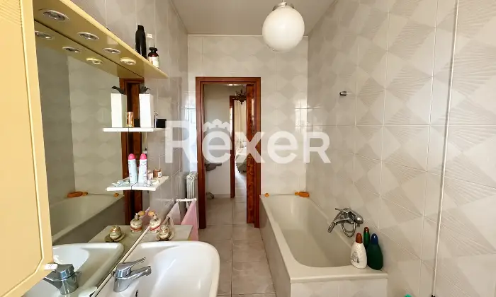 Rexer-Caserta-Appartamento-in-Vendita-in-Via-Antonio-Canova-a-Caserta-Altro