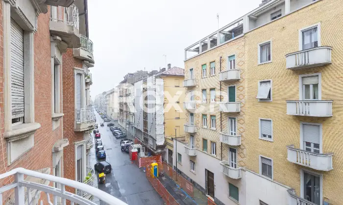 Rexer-Torino-Trilocale-in-stabile-liberty-Altro