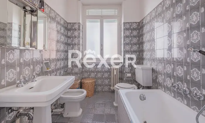 Rexer-Roma-Appartamento-Via-SantAgatone-Papa-Altro