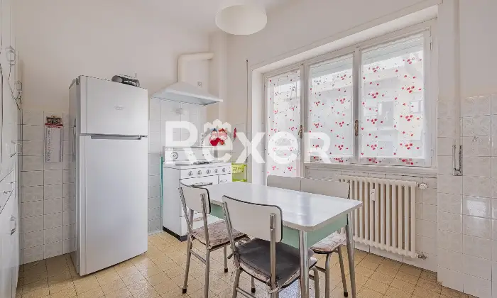 Rexer-Roma-Appartamento-Via-SantAgatone-Papa-Altro