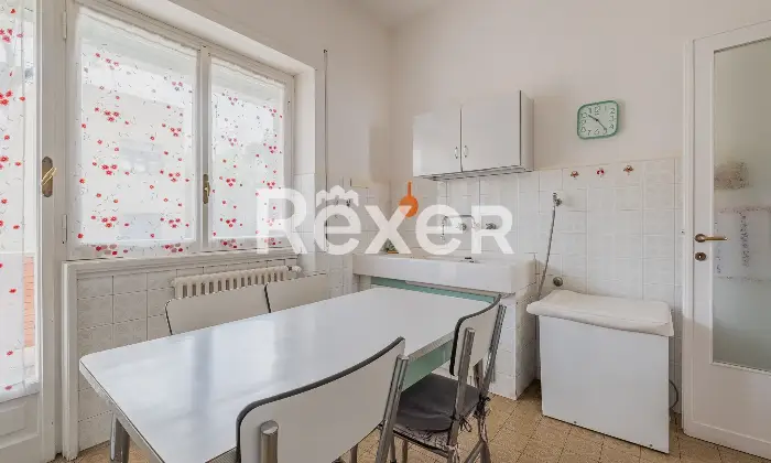 Rexer-Roma-Appartamento-Via-SantAgatone-Papa-Altro