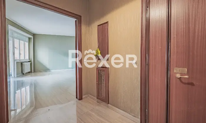 Rexer-Roma-Appartamento-Via-SantAgatone-Papa-Altro
