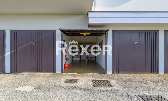 Rexer-Padova-Appartamento-soggiorno-angolo-cottura-due-camere-due-bagni-e-garage-Altro