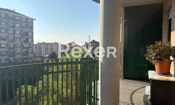 Rexer-Torino-Quadrilocale-con-terrazzi-e-box-auto-Altro